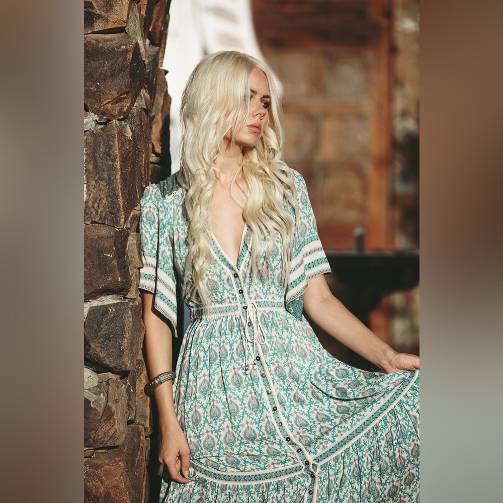Rare! Spell Oracle Gown Sage L